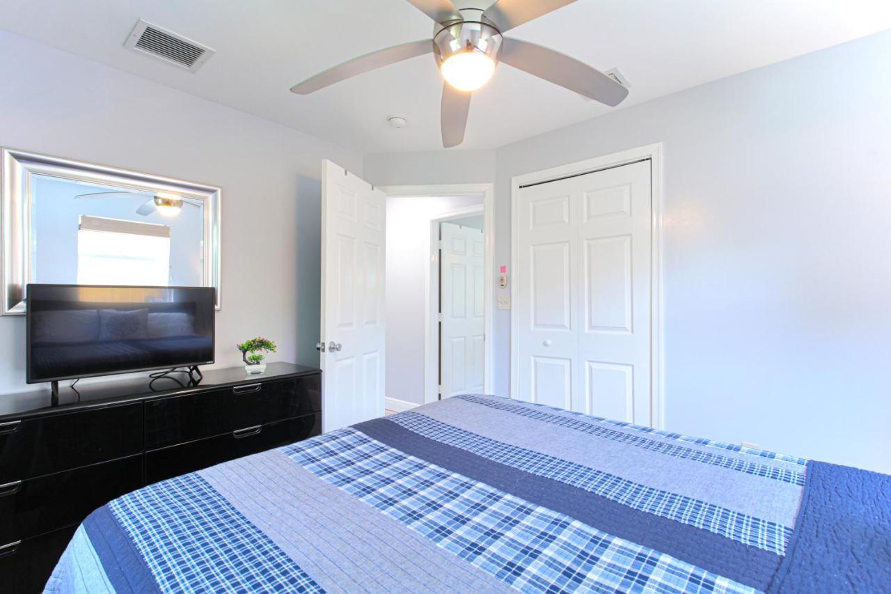 Beautiful Home With Pool And Outdoor Space West Palm Beach Zewnętrze zdjęcie