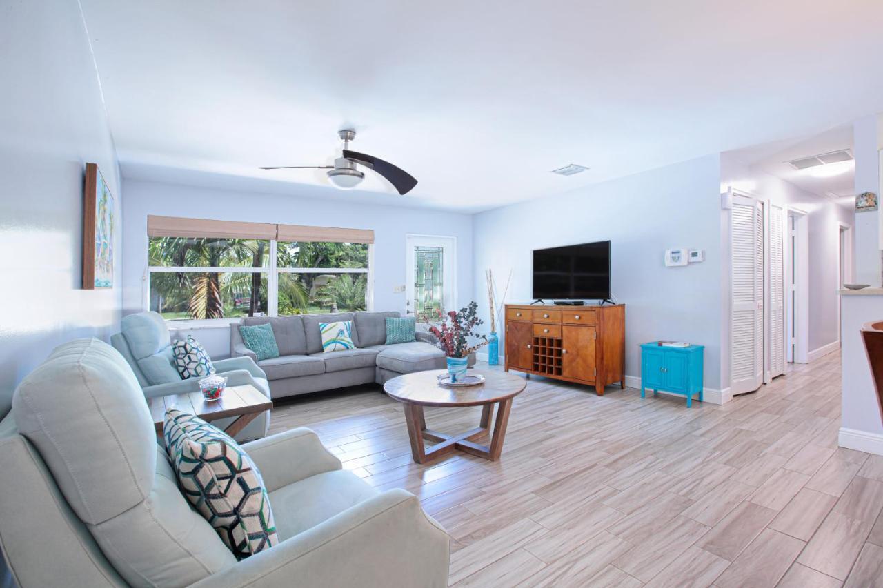 Beautiful Home With Pool And Outdoor Space West Palm Beach Zewnętrze zdjęcie